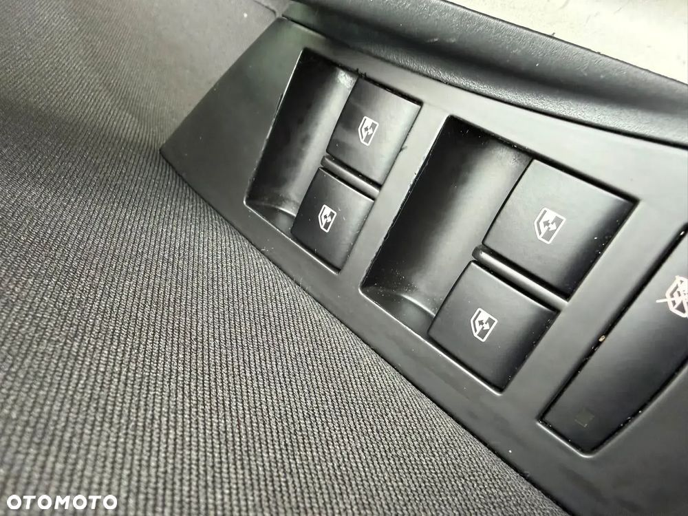 Opel Astra - 11