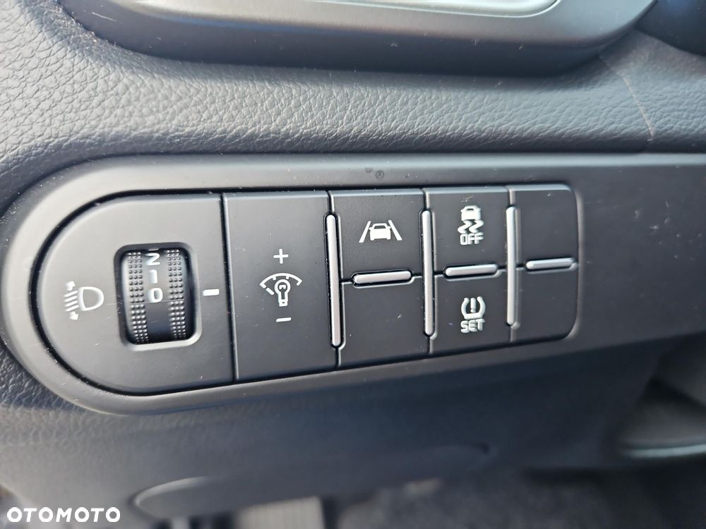 Kia Ceed 1.5 T-GDI M - 20