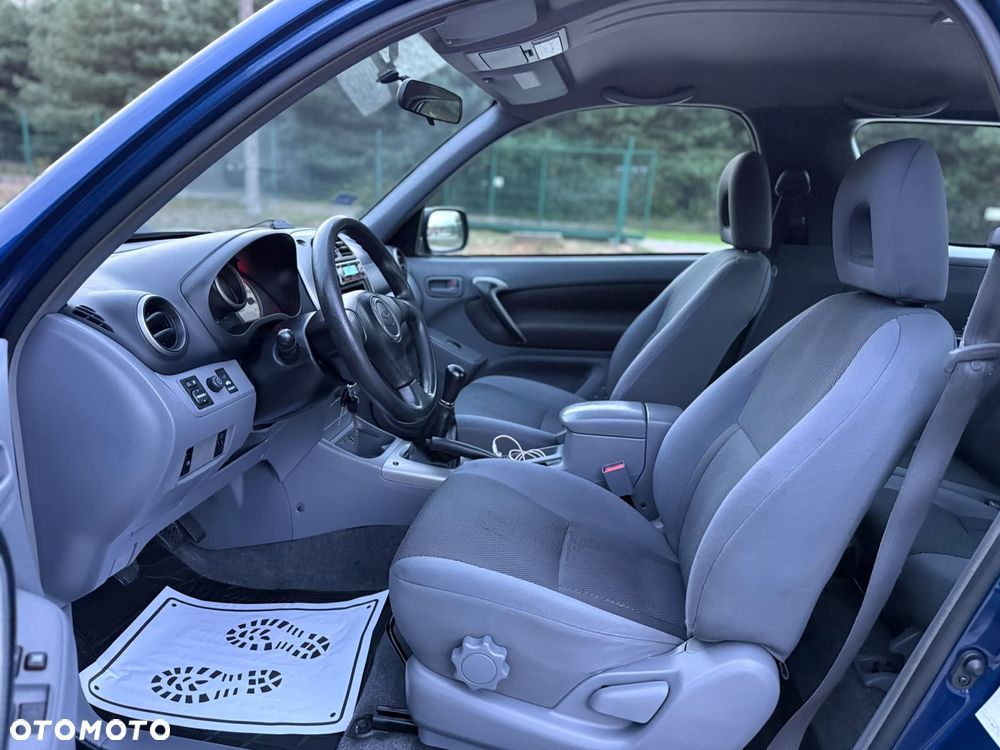 Toyota RAV4 4x2 Edition - 12