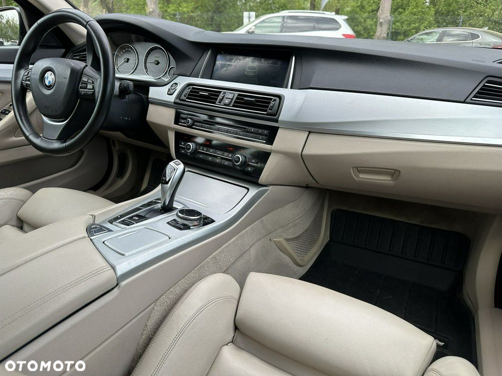 BMW Seria 5 - 23
