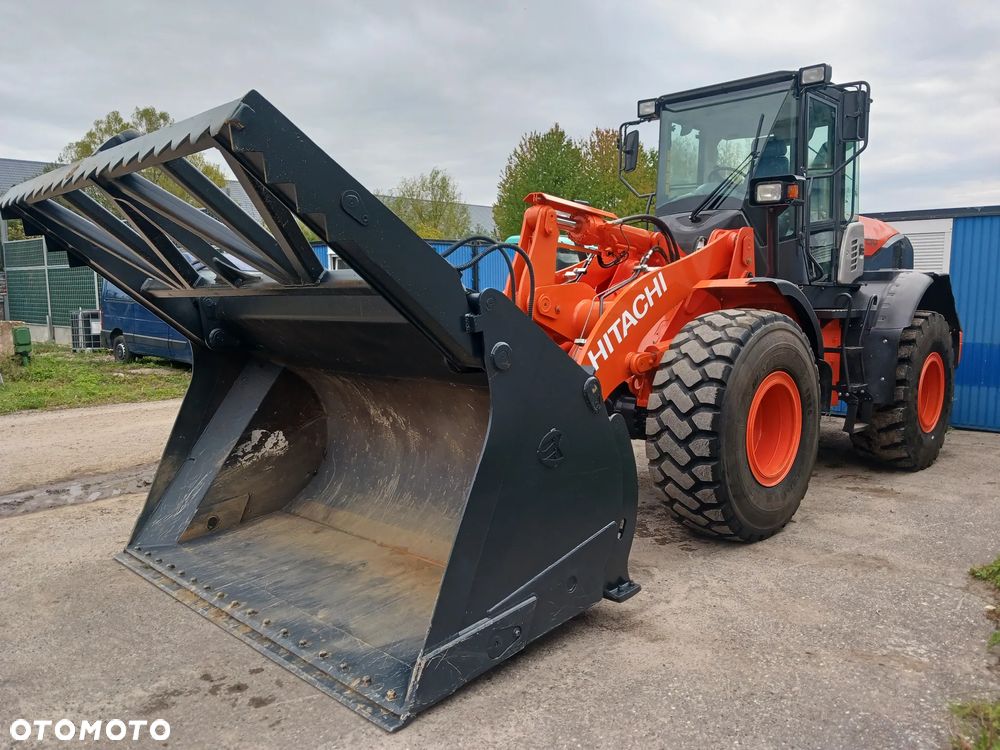 Hitachi ZW 150 - 1
