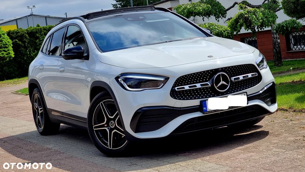 Mercedes-Benz GLA 200 AMG Line - 3