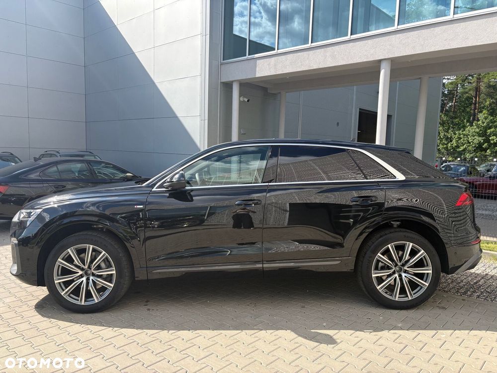 Audi Q8 - 5