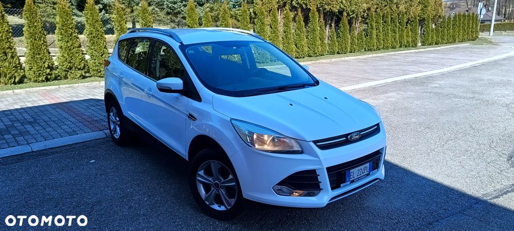 Ford Kuga 2.0 TDCi 2x4 Titanium - 19