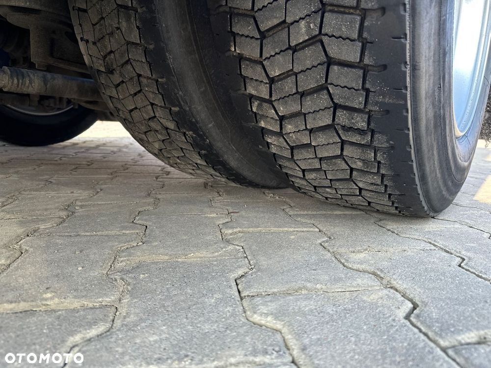 Ford F-MAX - 10