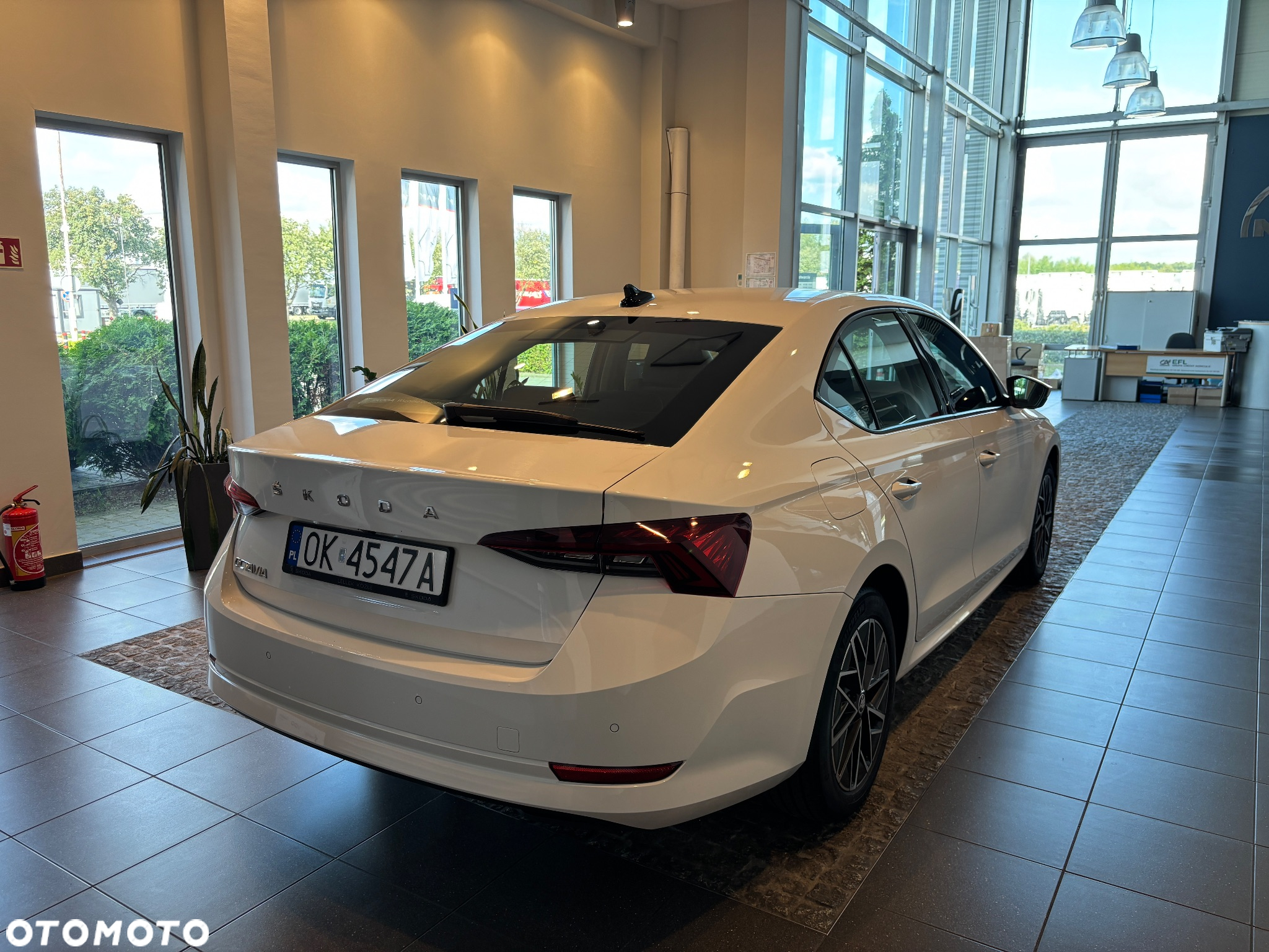 Skoda Octavia 2.0 TDI Ambition DSG - 8