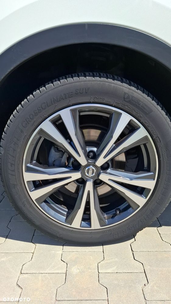 Nissan Qashqai 1.3 DIG-T N-Connecta - 22