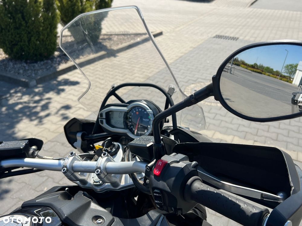 Triumph Tiger - 26
