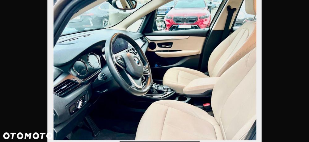 BMW Seria 2 218i - 2
