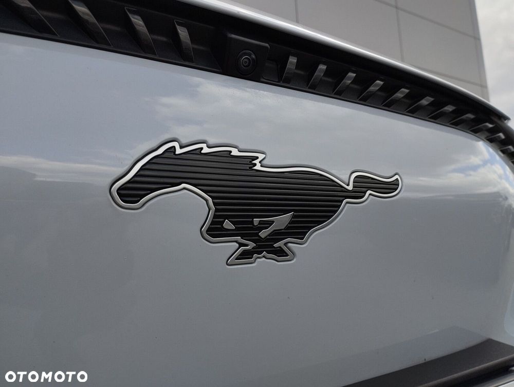 Ford Mustang Mach-E 75kWh RWD - 13