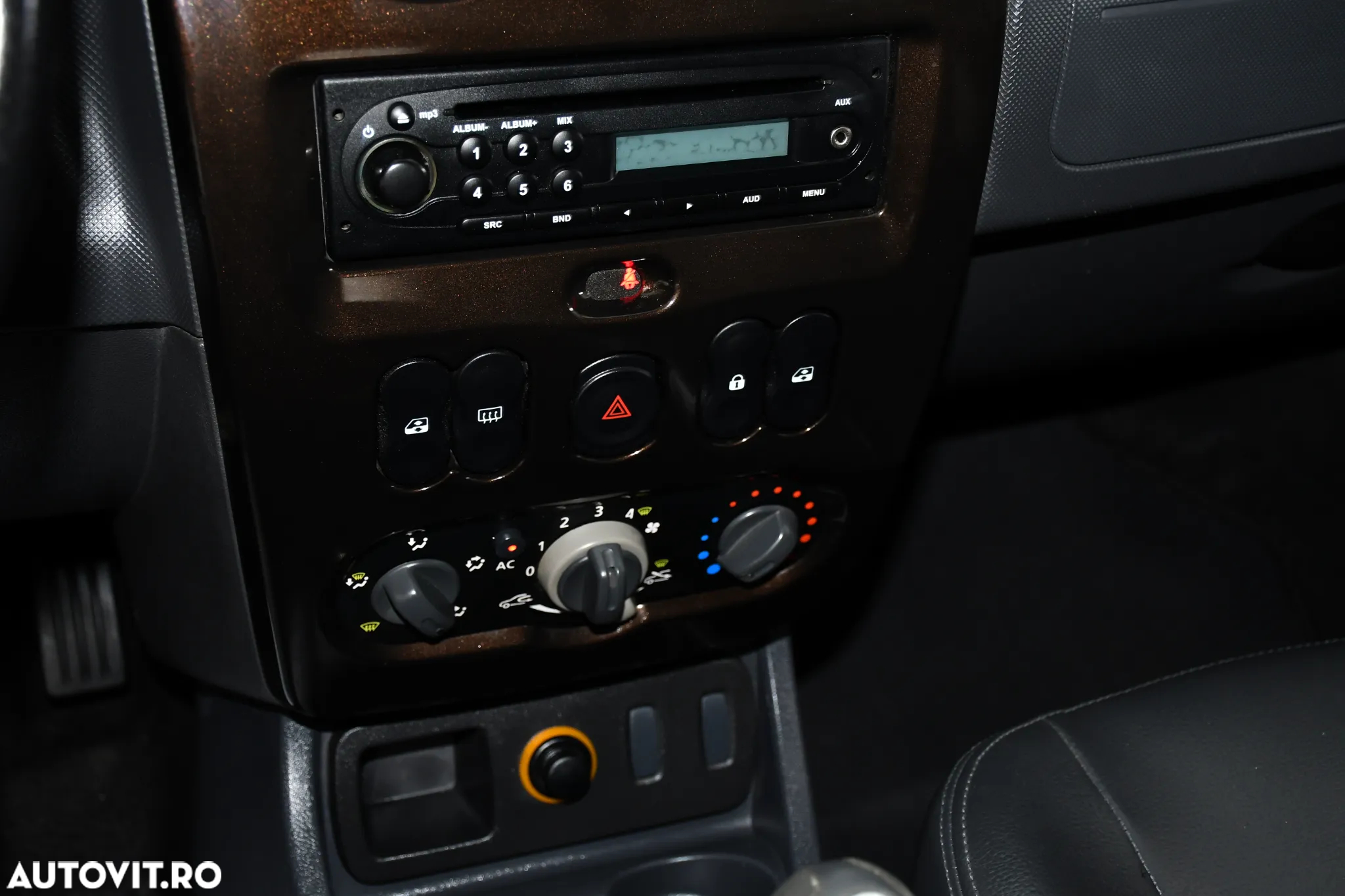Dacia Duster 1.5 dCi 4x2 Prestige - 17