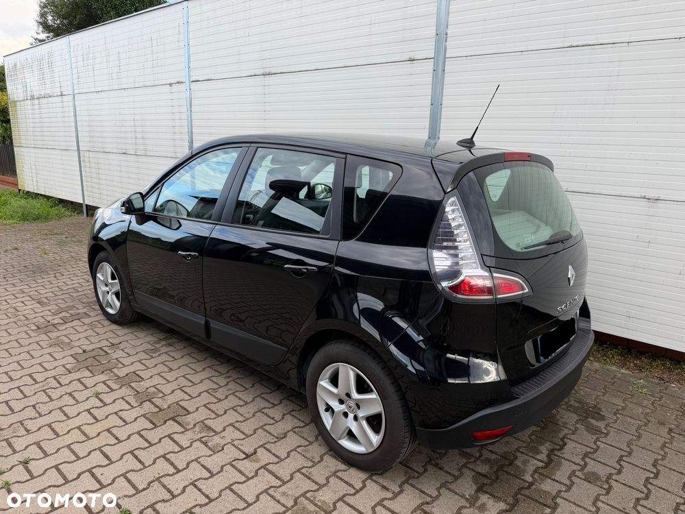 Renault Scenic 1.6 16V 110 TomTom Edition - 4