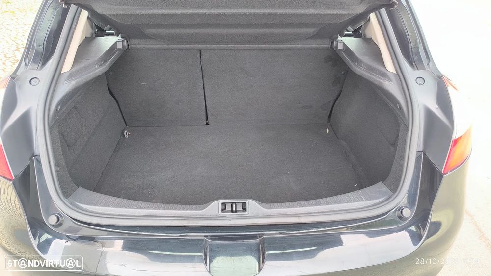 Renault Mégane ver-1-5-dci-limited - 10