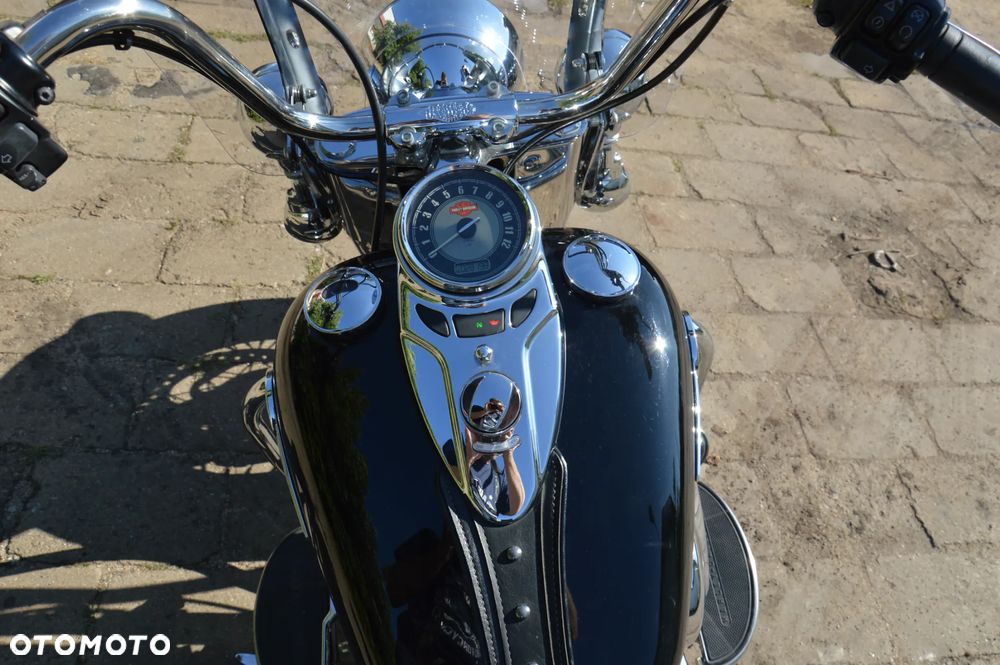 Harley-Davidson Softail Heritage Classic - 3