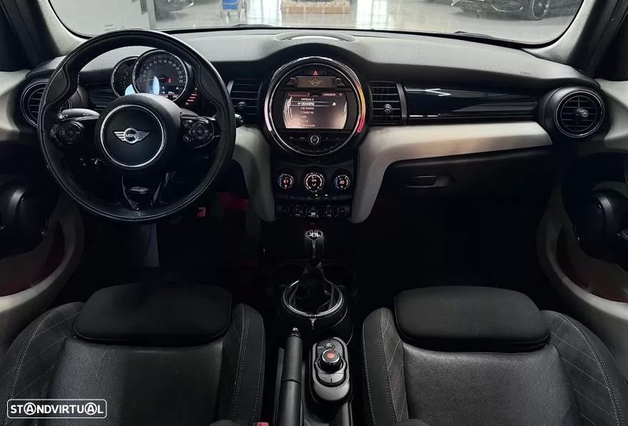 MINI 5 Portas Cooper D - 21
