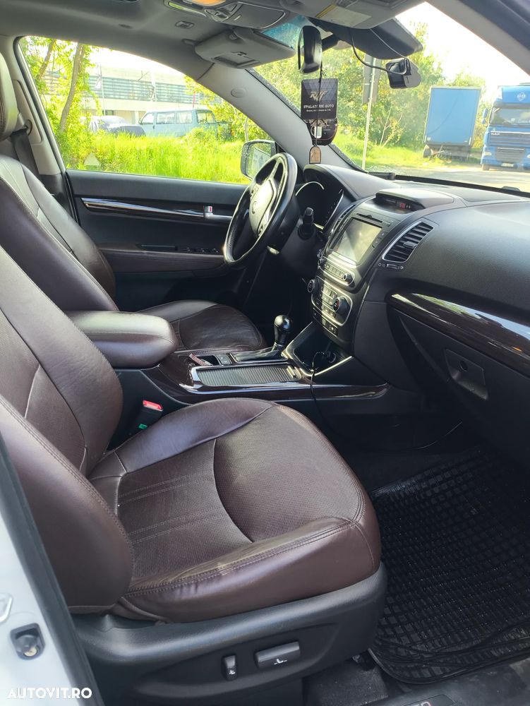 Kia Sorento 2.2 DSL CLASSIC AT 4x4 - 5