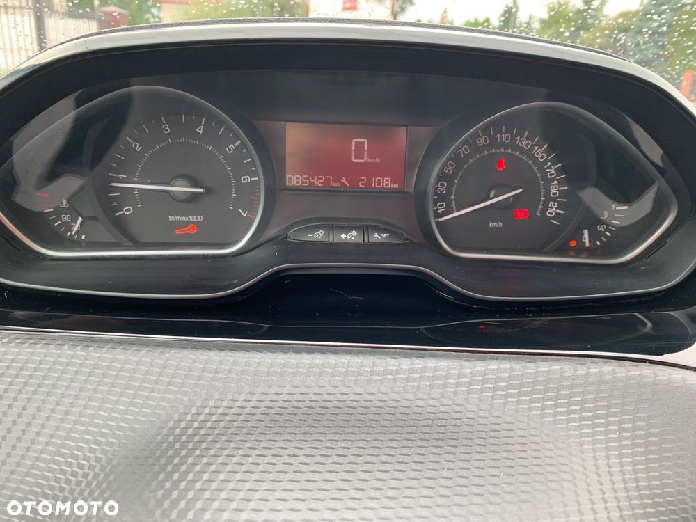 Peugeot 2008 PureTech 82 Style - 19