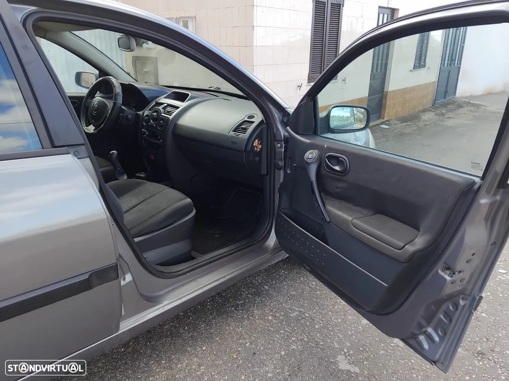 Renault Mégane - 7