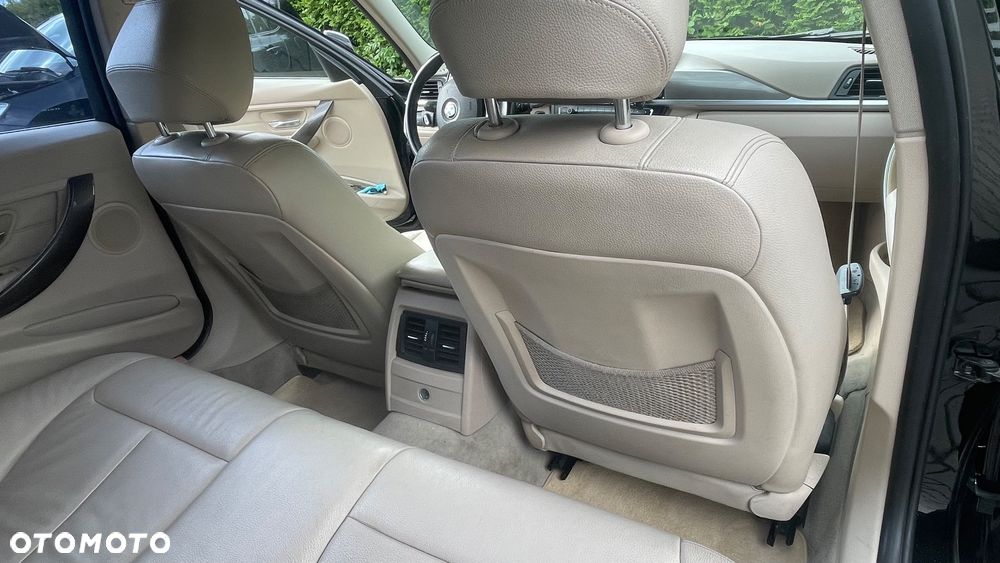 BMW Seria 3 316d - 21