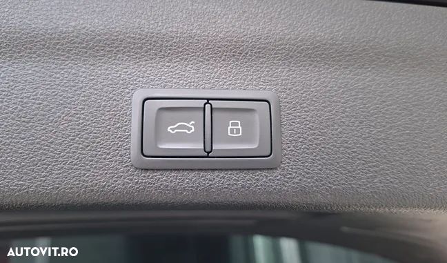 Audi A6 Avant 2.0 40 TDI quattro S tronic Sport - 35