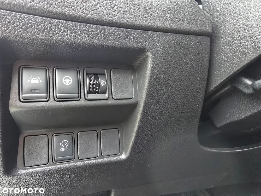 Nissan Qashqai 1.3 DIG-T Tekna - 19