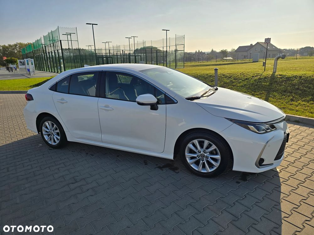 Toyota Corolla 2023 photo 2