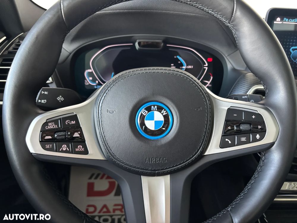BMW iX3 Standard - 27