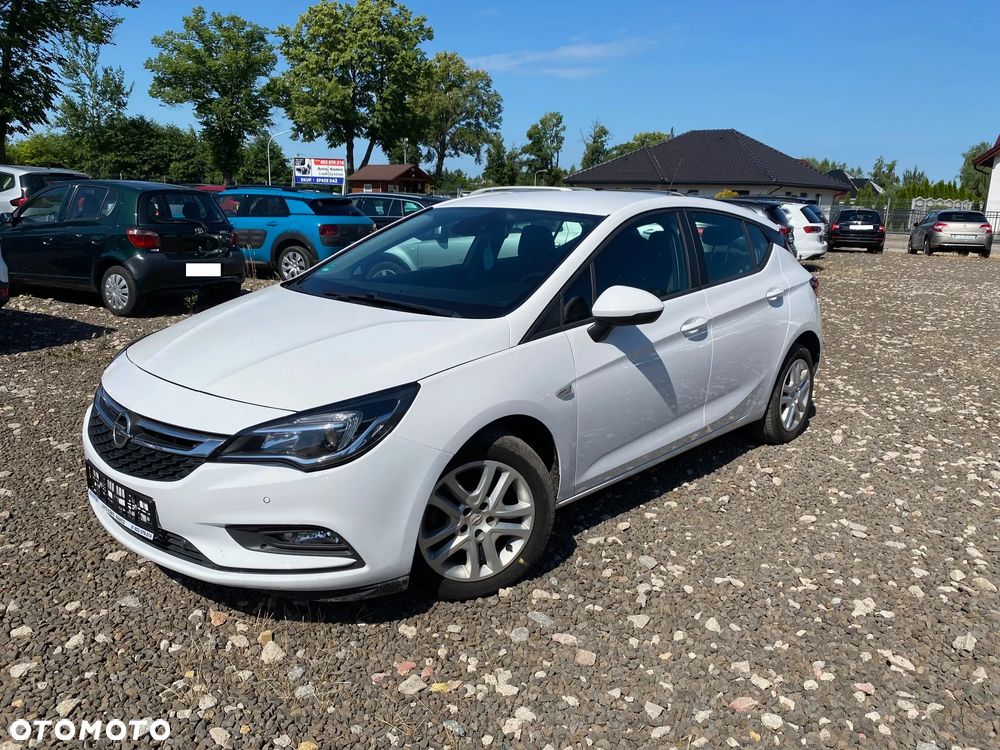 Opel Astra 1.6 CDTI Active - 11