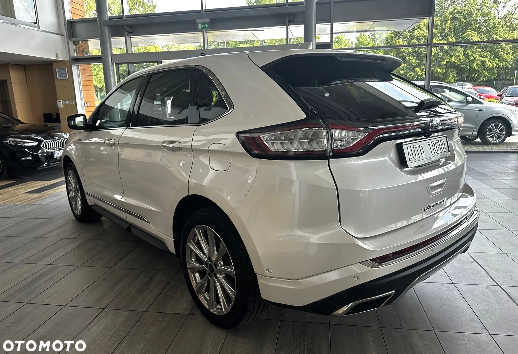 Ford Edge 2.0 TDCi Bi-Turbo 4x4 Vignale - 4