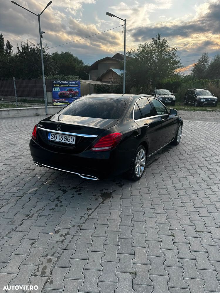 Mercedes-Benz C - 6