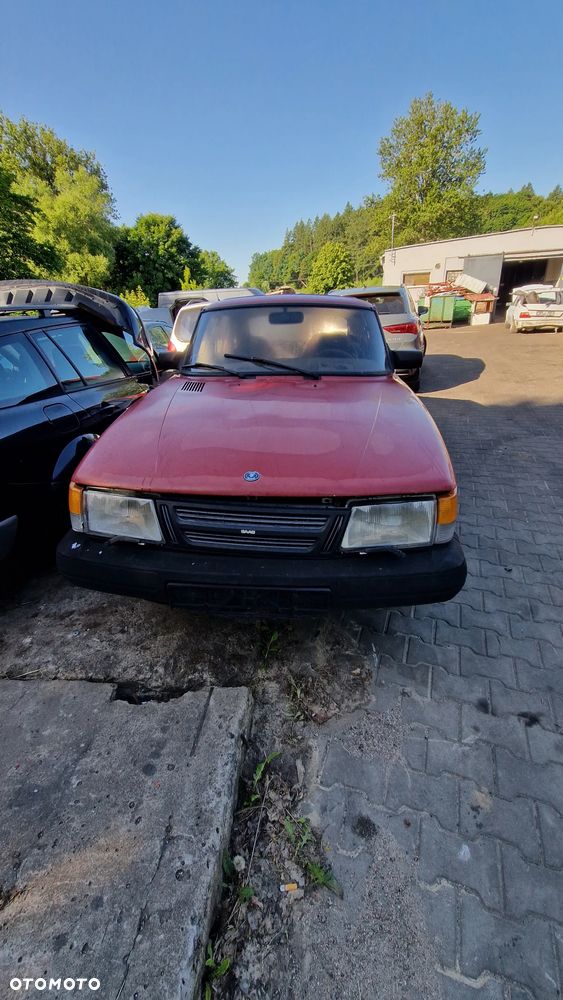 SAAB 900I na części - 1