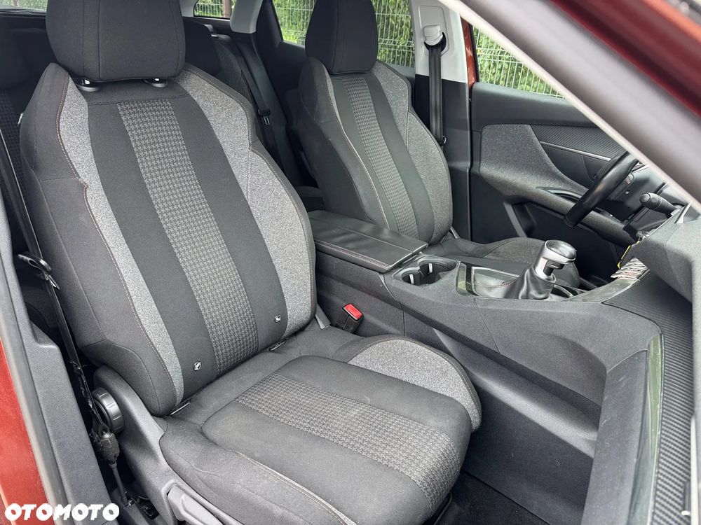 Peugeot 3008 1.2 PureTech Active Pack S&S - 10