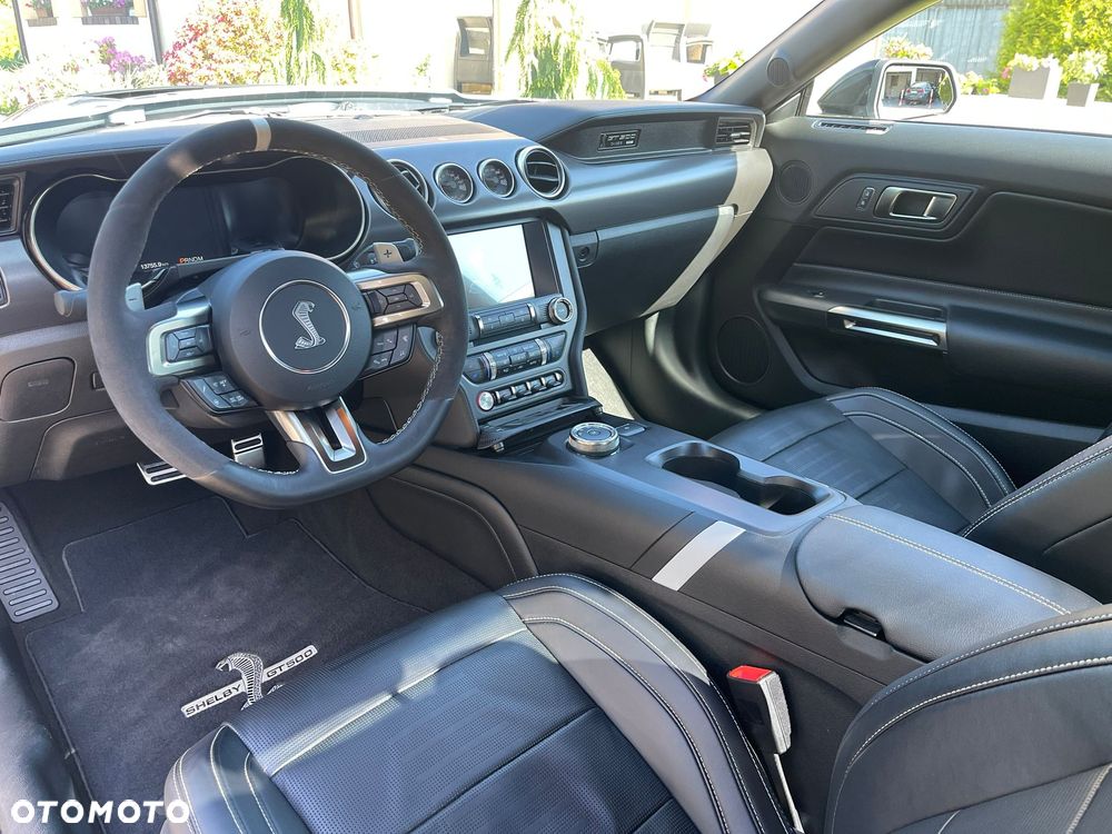 Ford Mustang - 17