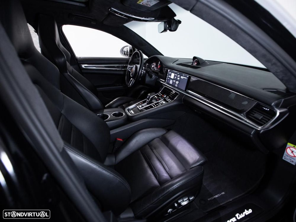 Porsche Panamera - 11