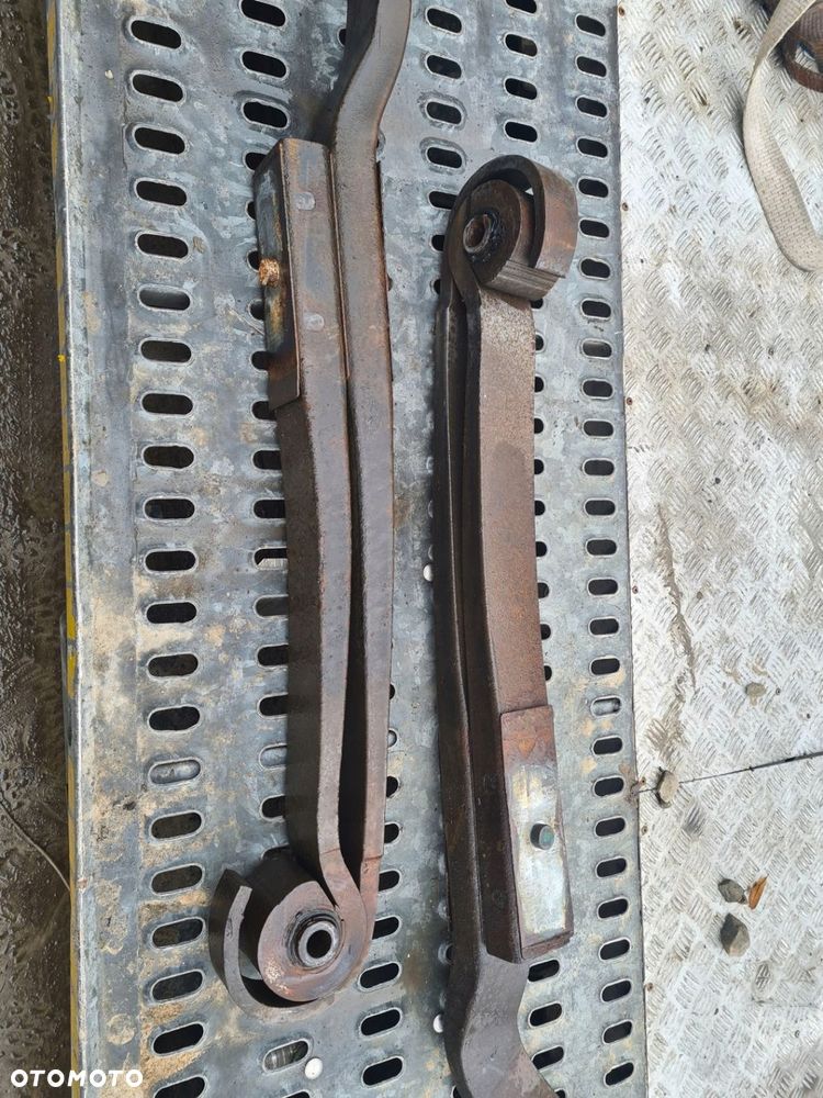 PÓŁRESOR Renault Midlum 22.5 DCI - 4