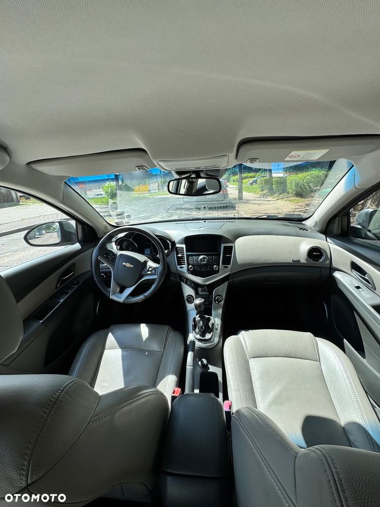 Chevrolet Cruze 1.8 LT - 7