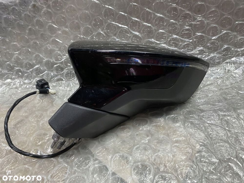 LUSTERKO LEWE SEAT IBIZA V 6F0 6F1857507J 8PIN - 1