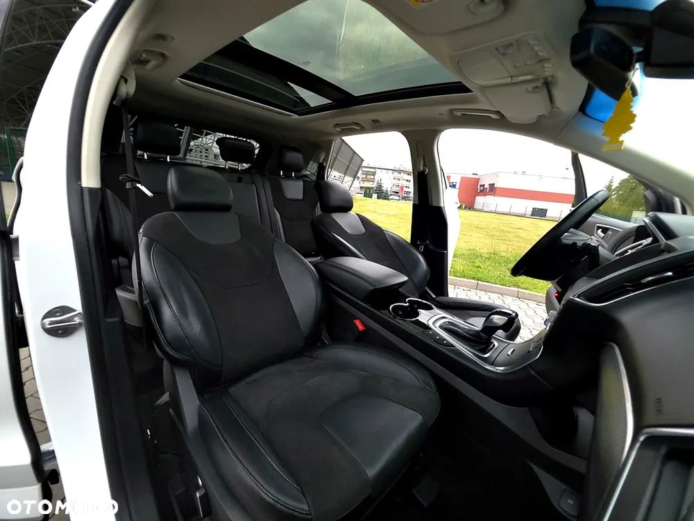Ford Edge 2.0 TDCi Bi-Turbo 4x4 Sport - 40