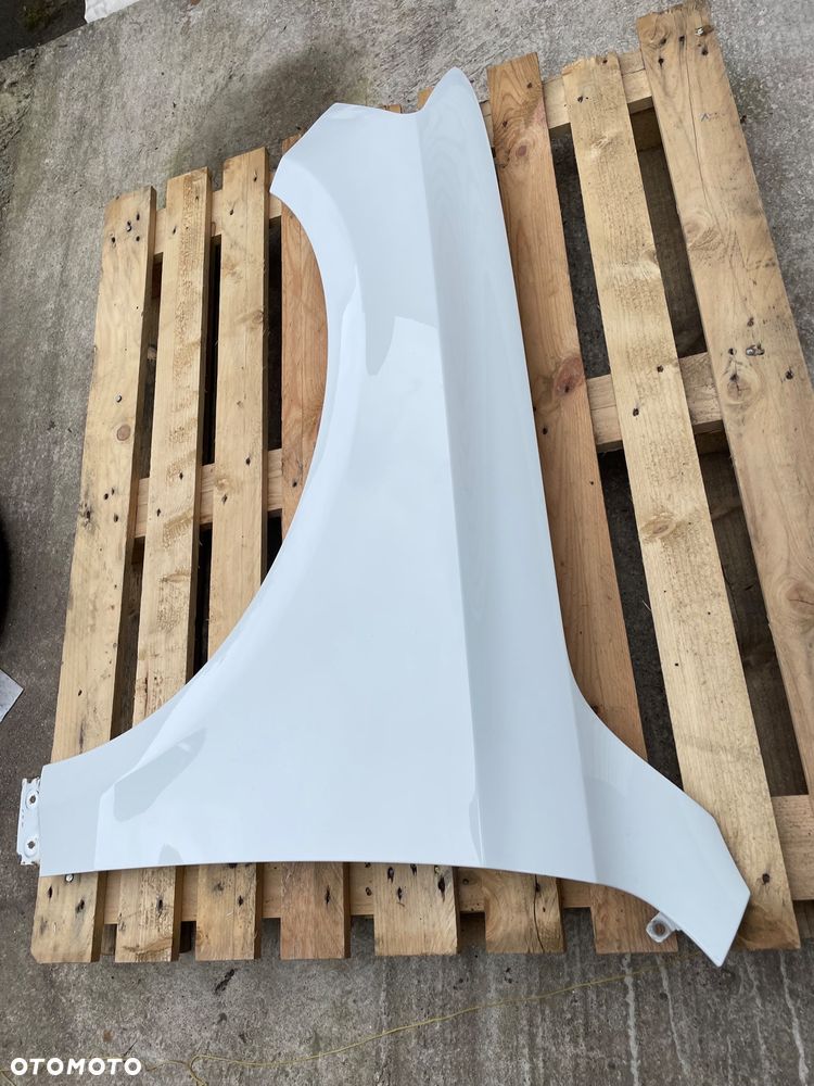 BŁOTNIK LEWY PRZÓD PRZEDNI AUDI Q5 I 8R0 BIAŁY - 17