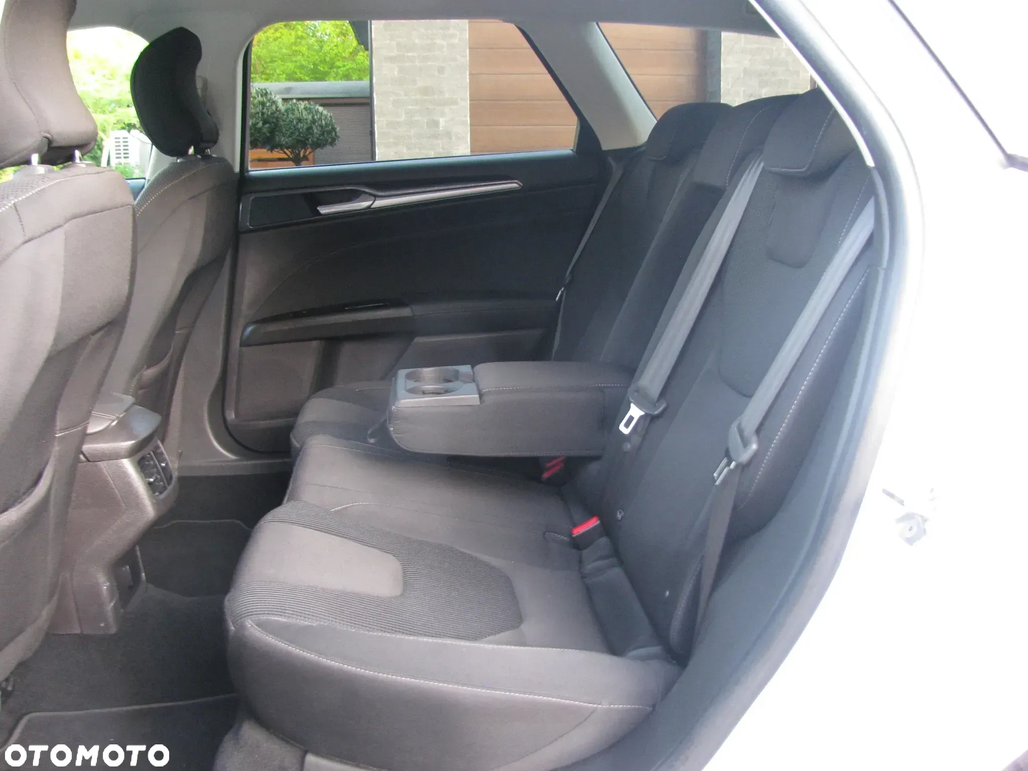 Ford Mondeo - 28