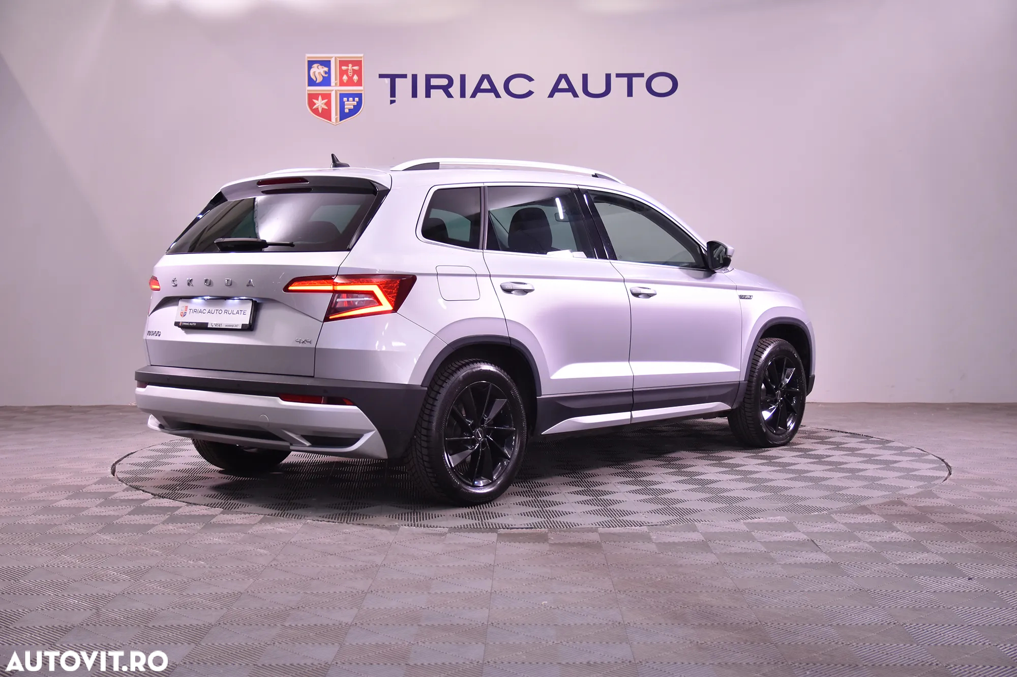 Skoda Karoq 2.0 TDI 4X4 DSG Scout - 5