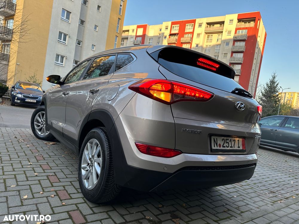 Hyundai Tucson blue 1.7 CRDi 2WD DCT Style - 2