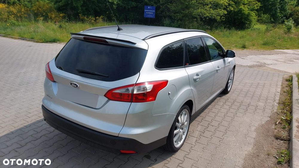 Ford Focus Turnier 1.6 TDCi DPF Titanium - 18