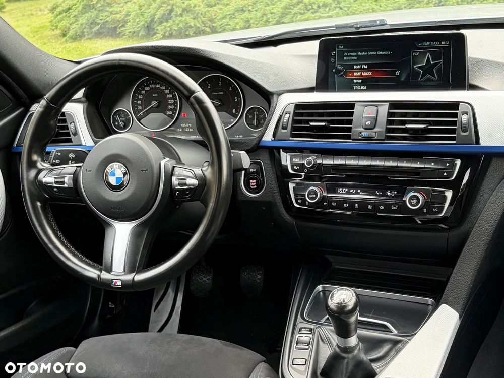 BMW Seria 3 318d M Sport - 29