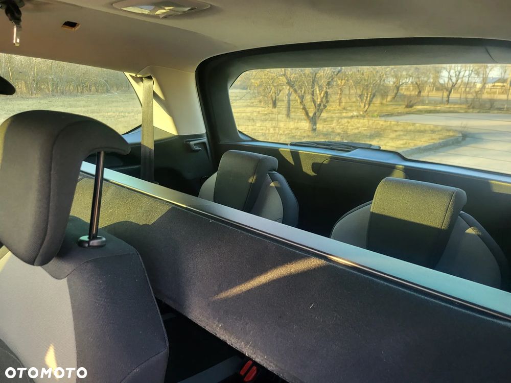 Citroën C4 Grand Picasso 1.6 e-HDi Intensive - 33