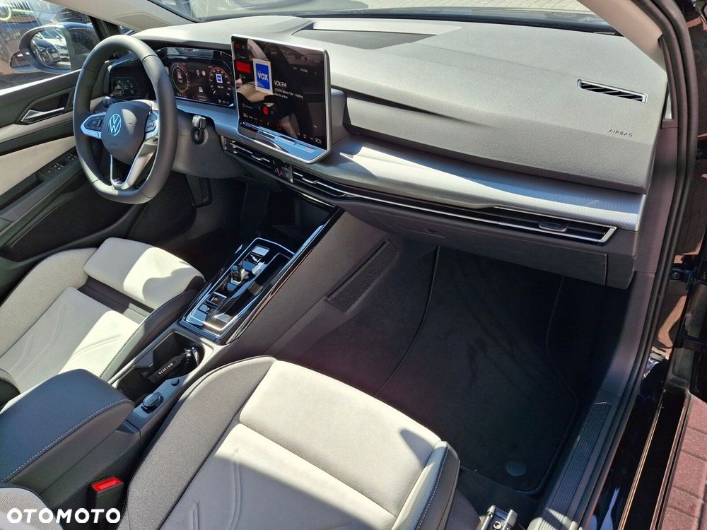 Volkswagen Golf - 17