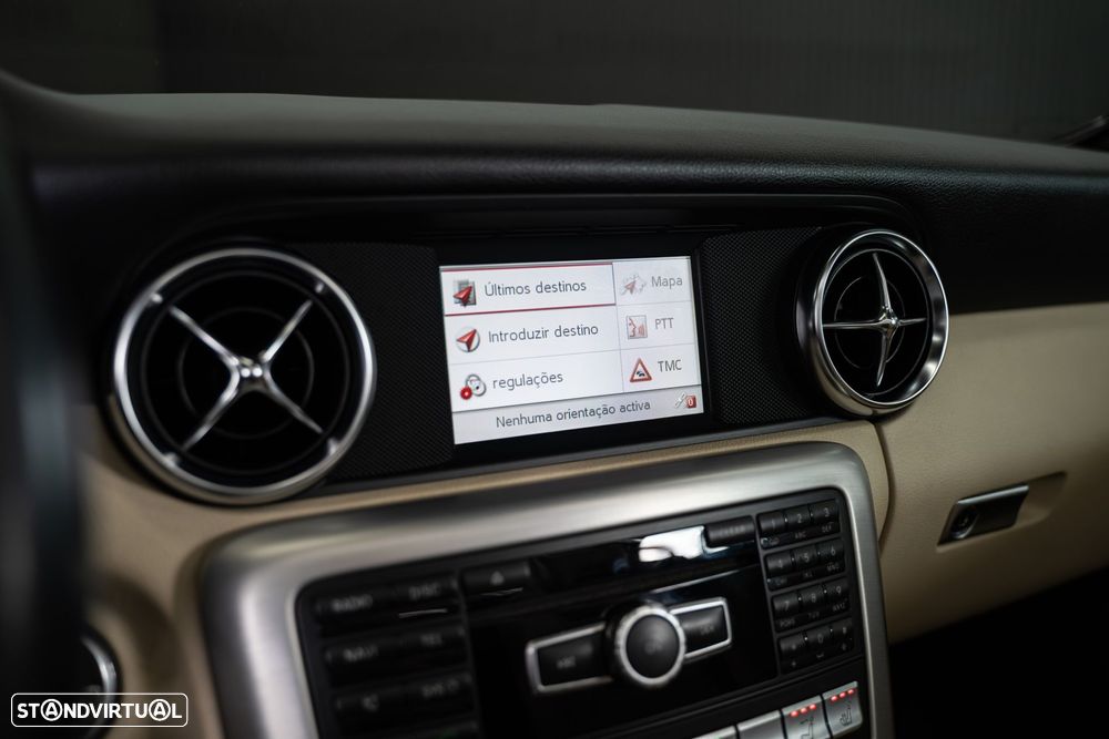 Mercedes-Benz SLK 200 (BlueEFFICIENCY) - 21