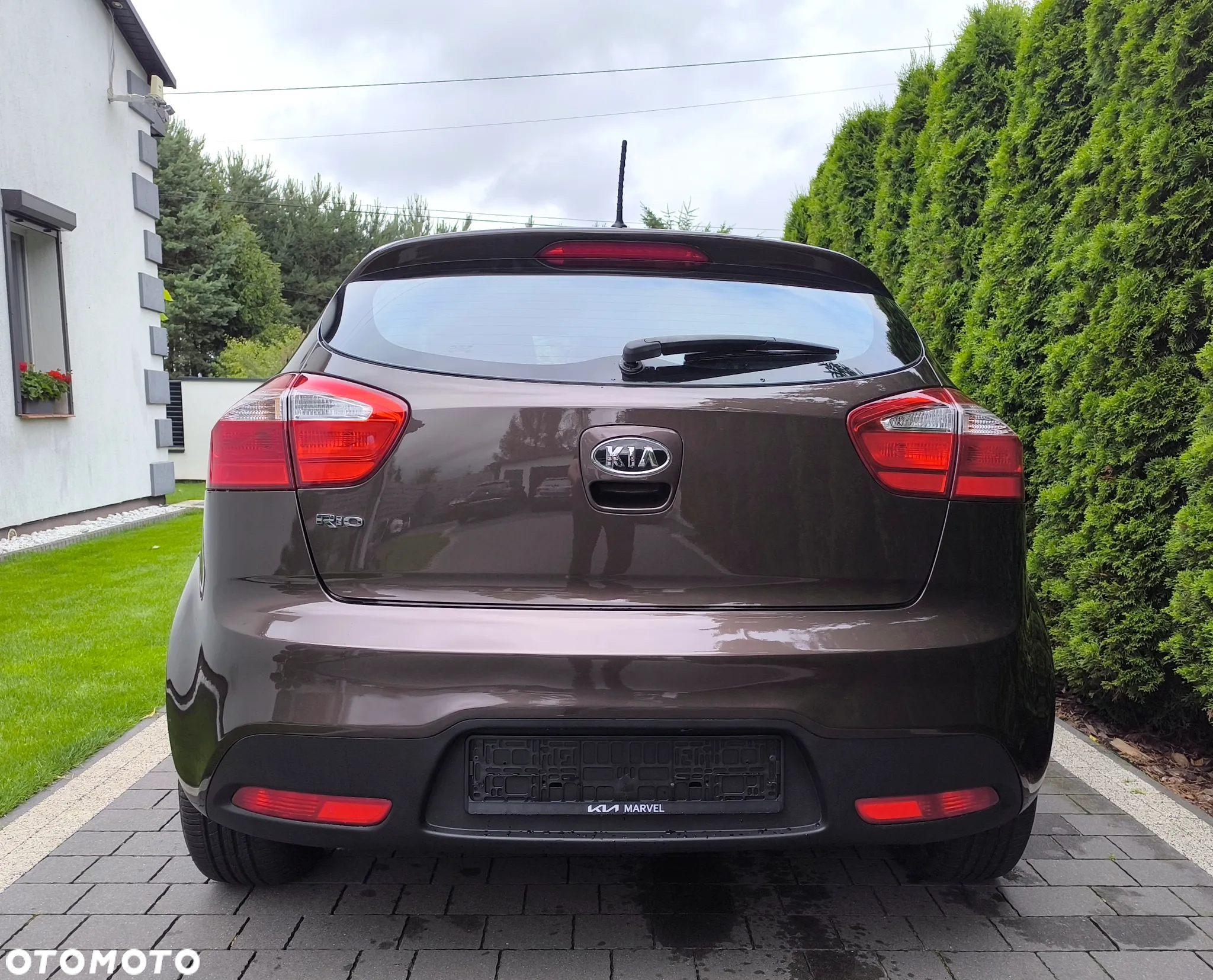 Kia Rio 1.2 Dream-Team Edition - 11