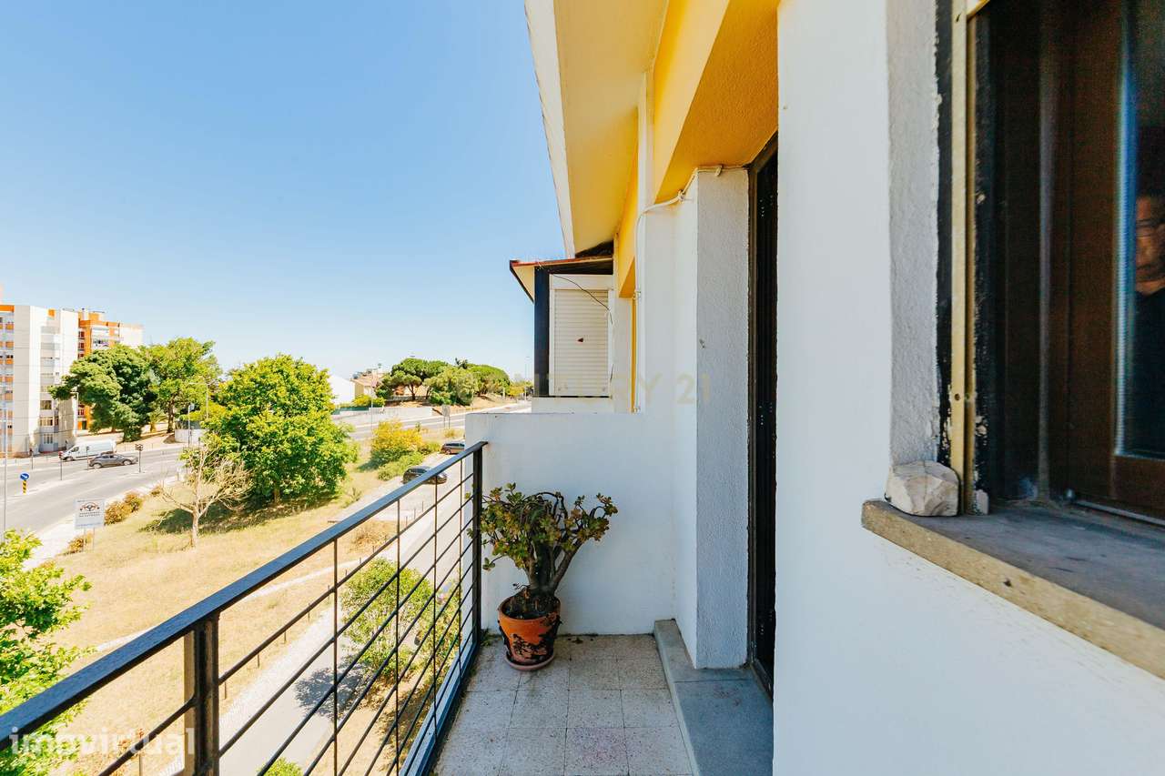Apartamento T2 com Varanda e Arrecadação nos Olivais Sul - Grande imagem: 3/10