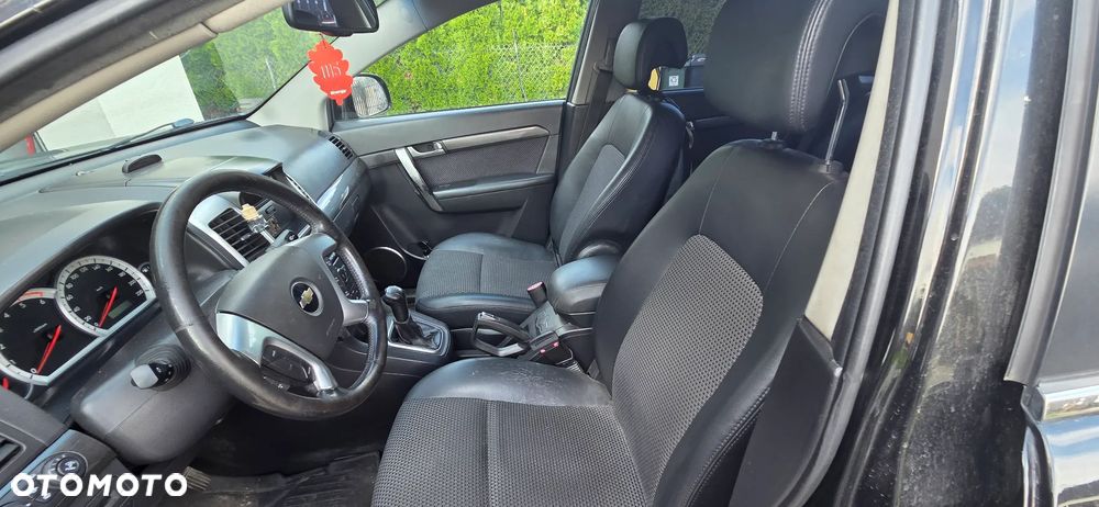 Chevrolet Captiva 2.0 d LT base - 14